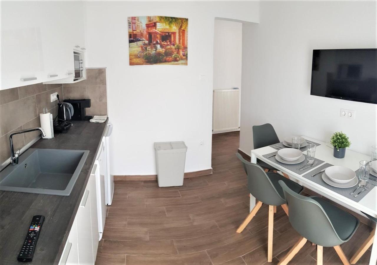 Seaview Deluxe Apartments 塞萨洛尼基 外观 照片